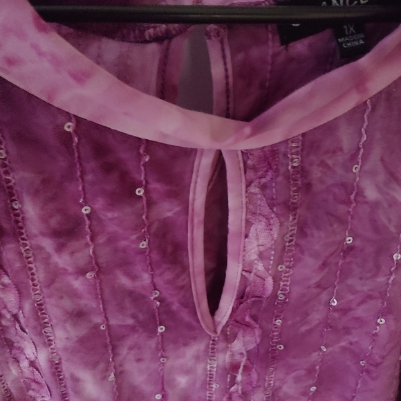 Chances R purple halter style top - Picture 3 of 3